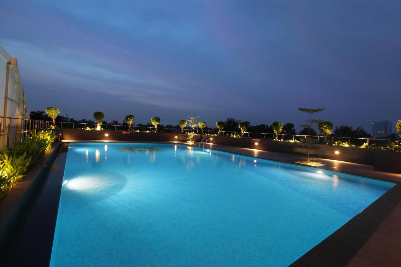 Monsoon Empress Kochi Hotel Екстериор снимка