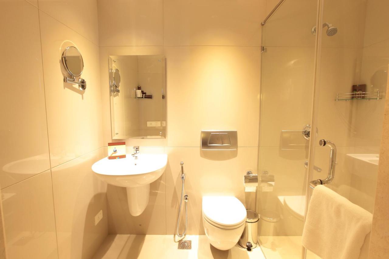 Monsoon Empress Kochi Hotel Екстериор снимка